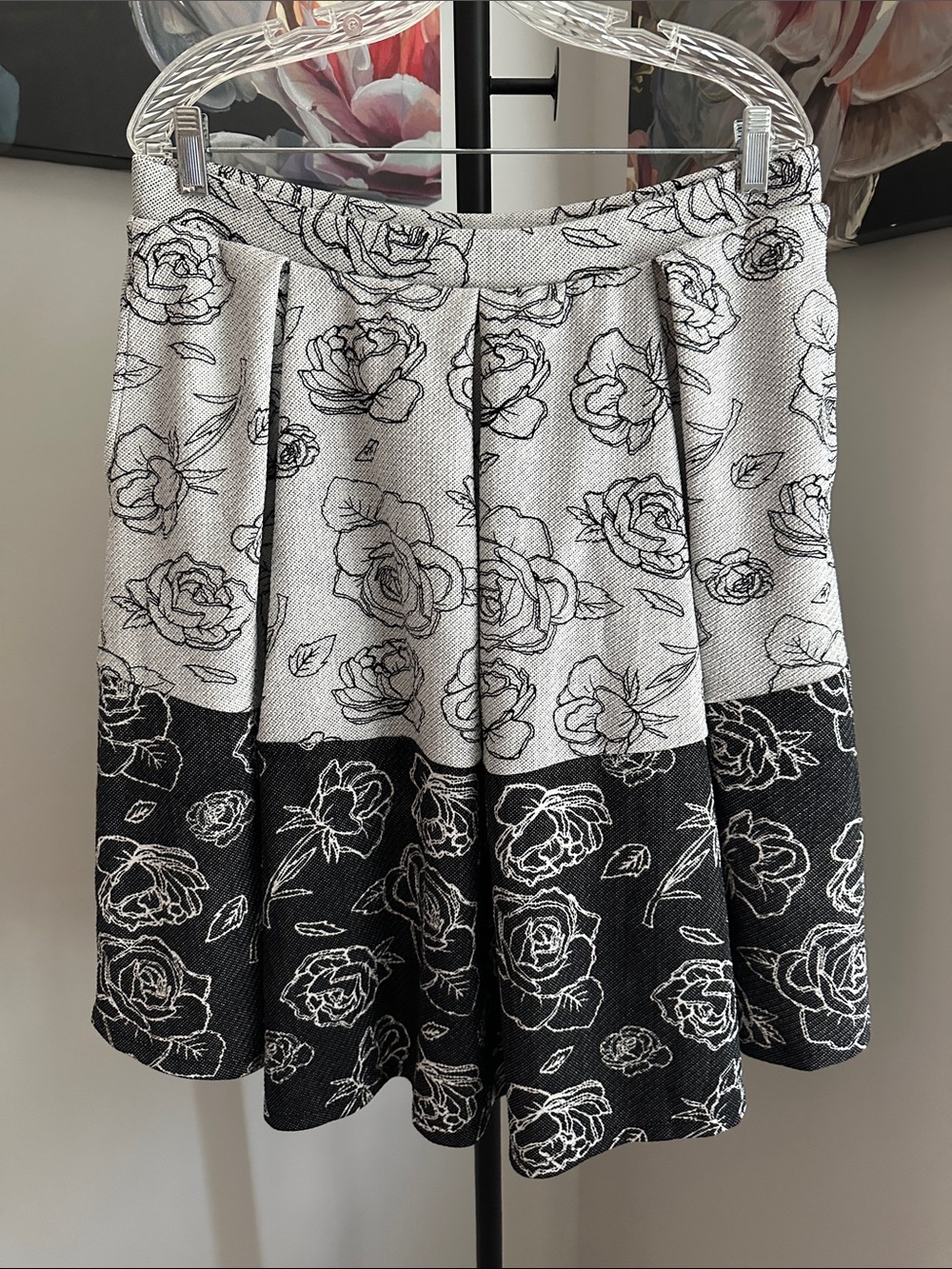 LuLaRoe Black & White Floral Circle Skirt